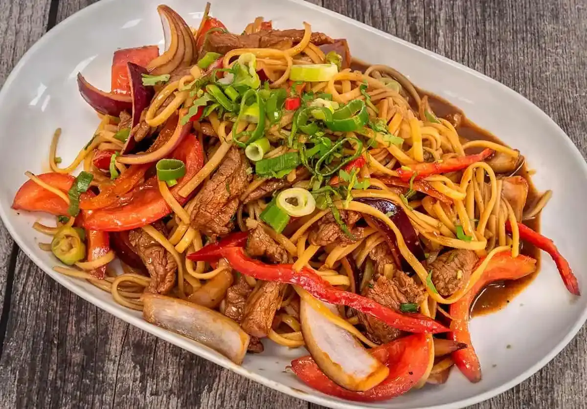 Imagen de Tallarines Saltados